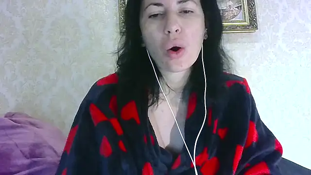 StunnigArt online show from November 21, 2025, 2:32 am