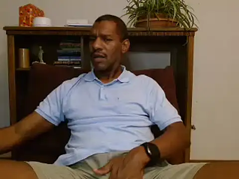 Snapshot of elmorenazost chatting on March 21, 2025, 3:44 am elmorenazost online show from March 21, 2025, 3:44 am