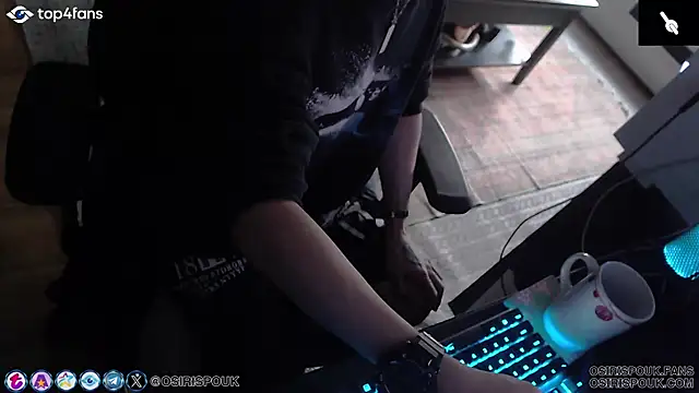 osirispouk online show from December 19, 2024, 7:29 pm