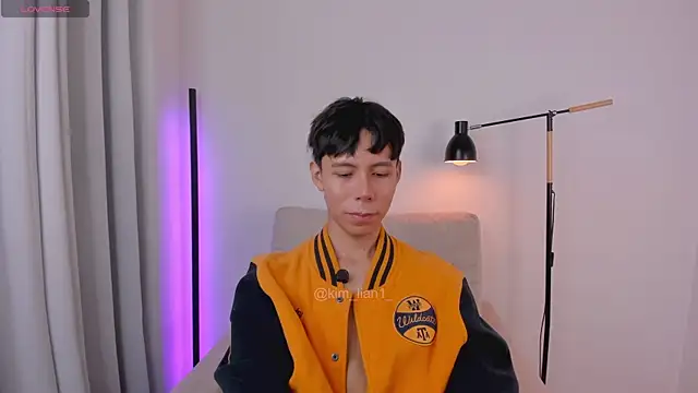 Snapshot of kim_lian21 chatting on January 9, 2026, 10:22 am kim lian21 online show from January 9, 2026, 10:22 am