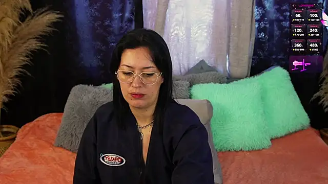 Snapshot of isaibanez chatting on February 25, 2025, 4:25 pm isaibanez online show from February 25, 2025, 4:25 pm