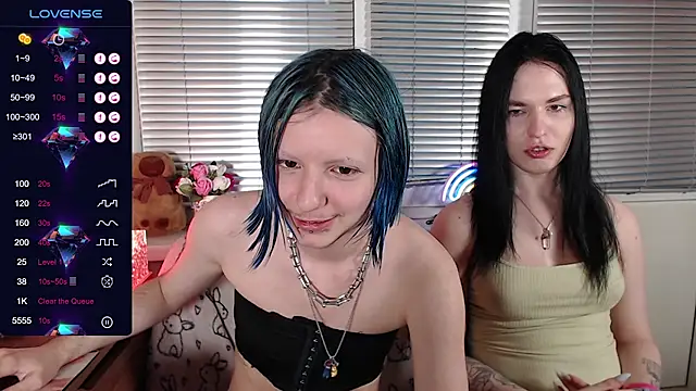 Snapshot of sky9669 chatting on May 18, 2026, 4:45 pm sky9669 online show from May 18, 2026, 4:45 pm
