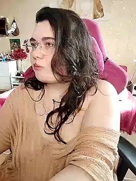 DenisHailey online show from March 23, 2025, 5:21 am