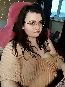 DenisHailey online show from February 16, 2025, 2:43 pm