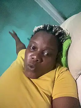 kasandra smith  online show from December 3, 2025, 7:02 pm