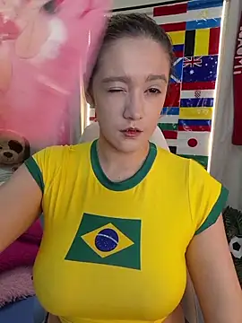 NaomiShimizu online show from June 19, 2026, 8:14 pm