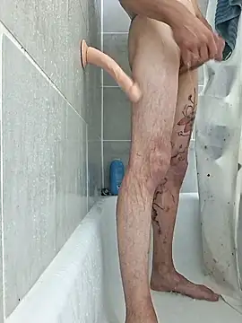 Snapshot of chillmfrs chatting on October 15, 2025, 5:28 am chillmfrs online show from October 15, 2025, 5:28 am