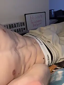 Snapshot of secret_dream415 chatting on February 21, 2026, 8:11 pm secret dream415 online show from February 21, 2026, 8:11 pm