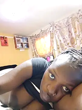 Snapshot of Zoya-Kay chatting on November 7, 2025, 7:46 am Zoya-Kay online show from November 7, 2025, 7:46 am