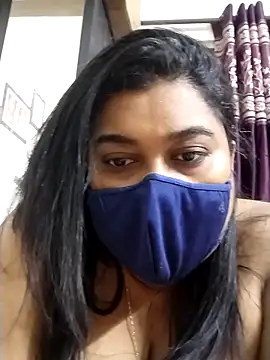 indianlisa5 online show from November 18, 2025, 9:51 pm