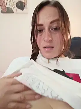 Snapshot of JadeHiilton chatting on February 27, 2026, 6:19 pm JadeHiilton online show from February 27, 2026, 6:19 pm