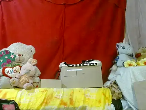 hottieperla online show from March 2, 2026, 7:54 pm