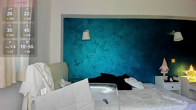 Awesome Jolie online show from March 20, 2025, 9:04 am