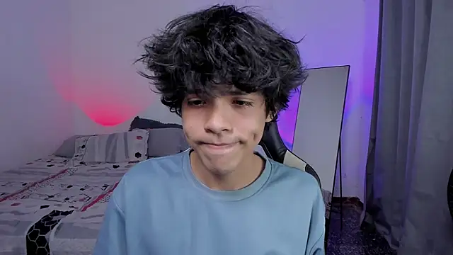 Snapshot of Alan26_ chatting on February 25, 2026, 3:51 am Alan26 online show from February 25, 2026, 3:51 am