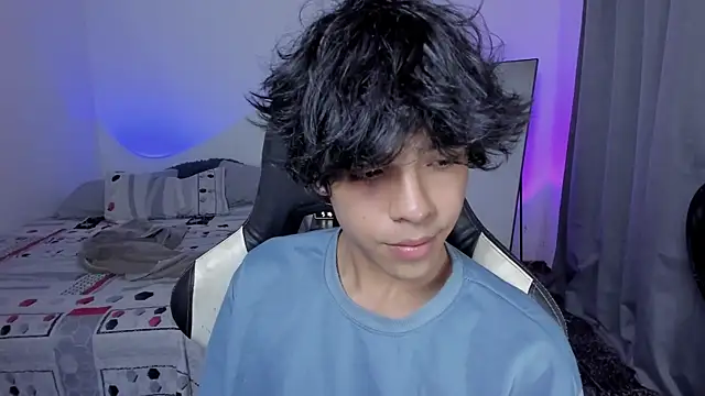 Snapshot of Alan26_ chatting on February 24, 2026, 2:01 am Alan26 online show from February 24, 2026, 2:01 am