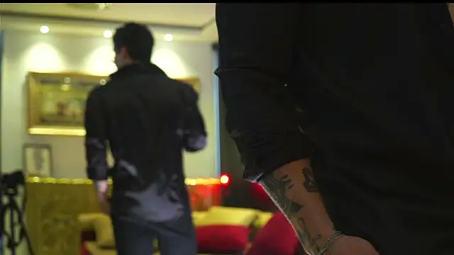 dantecoppolaa  online show from December 15, 2025, 10:26 pm