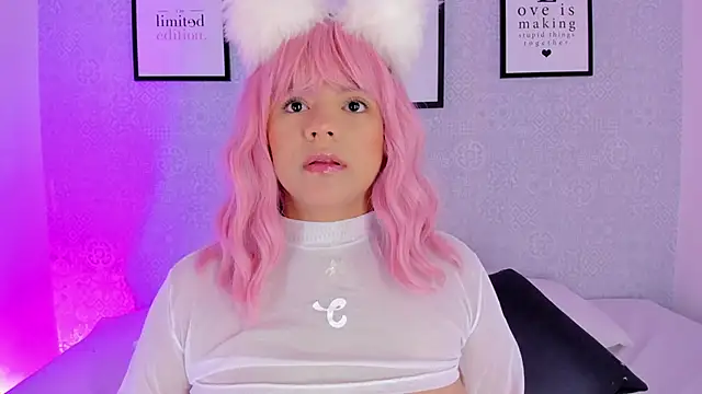 Natasha harper online show from September 25, 2025, 12:00 pm