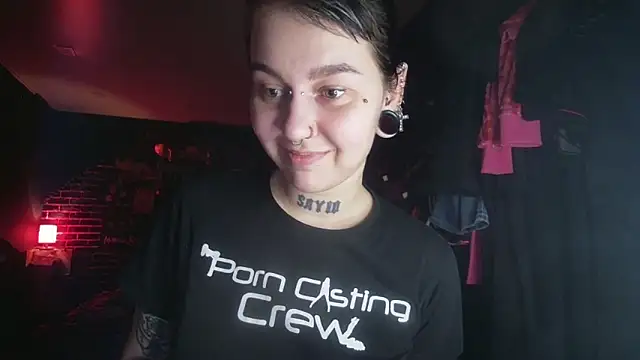 Snapshot of MoorderxDoll chatting on March 16, 2025, 6:23 pm MoorderxDoll online show from March 16, 2025, 6:23 pm