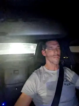 Snapshot of John19893 chatting on February 25, 2025, 12:36 am John19893 online show from February 25, 2025, 12:36 am