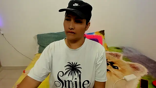 catalinabreyle online show from February 13, 2025, 1:26 pm