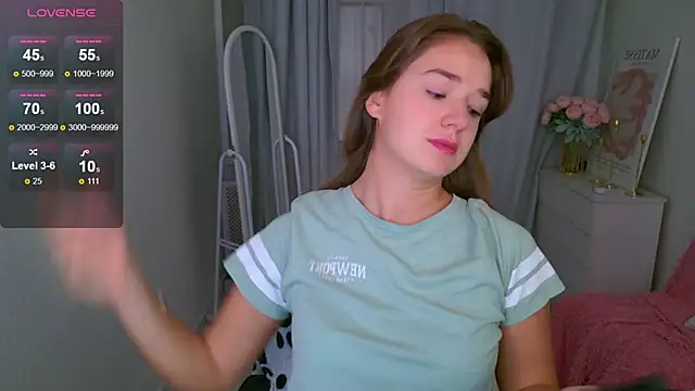 LovelyJessie online show from November 11, 2025, 1:50 pm