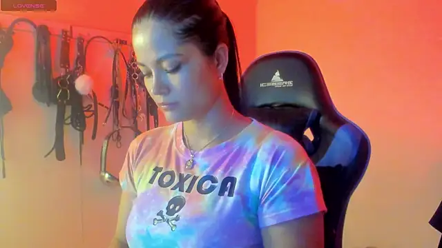 scarlet-kennedy98 online show from July 16, 2026, 8:28 pm