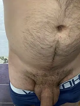 Snapshot of vanho29 chatting on October 15, 2025, 2:21 am vanho29 online show from October 15, 2025, 2:21 am