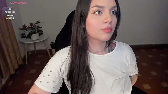 Snapshot of anaveleeez chatting on March 20, 2025, 7:03 am anaveleeez online show from March 20, 2025, 7:03 am