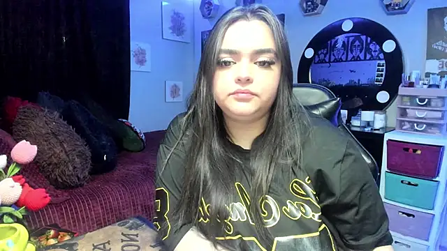 Luise Meyrink online show from April 15, 2026, 2:39 am