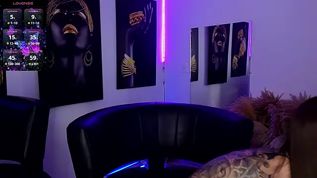  brenna hanson online show from December 17, 2025, 8:58 pm