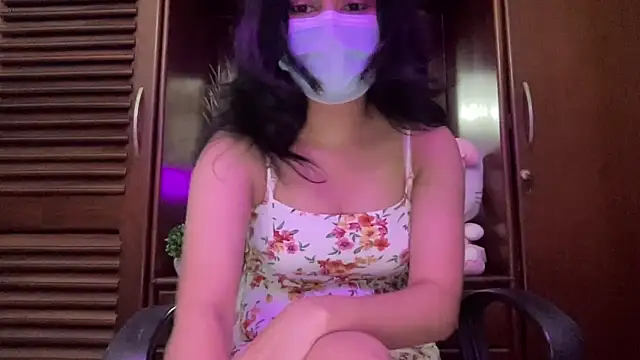 Snapshot of Princess_Lily chatting on February 1, 2026, 2:48 pm Princess Lily online show from February 1, 2026, 2:48 pm