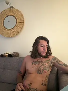 Snapshot of raymon616 chatting on February 13, 2026, 12:05 pm raymon616 online show from February 13, 2026, 12:05 pm