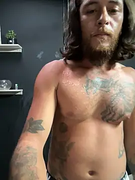 Snapshot of raymon616 chatting on December 3, 2025, 10:09 pm raymon616 online show from December 3, 2025, 10:09 pm