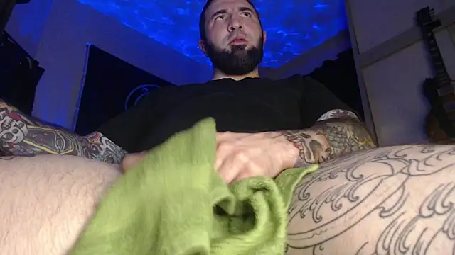 zedizded77 online show from October 9, 2025, 2:56 am