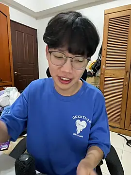 hihi0169 online show from February 16, 2026, 2:37 pm