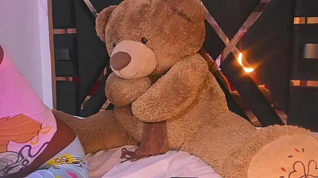 Ebony beautifull online show from March 6, 2025, 1:37 am