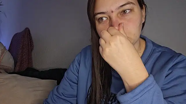 Cyndee Winter online show from November 6, 2025, 6:28 am