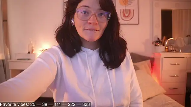 Anah s online show from July 7, 2026, 11:41 pm