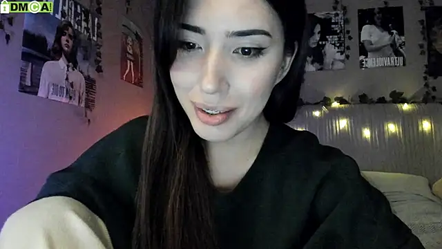 Snapshot of Anisawithlove chatting on October 7, 2025, 6:36 am Anisawithlove online show from October 7, 2025, 6:36 am