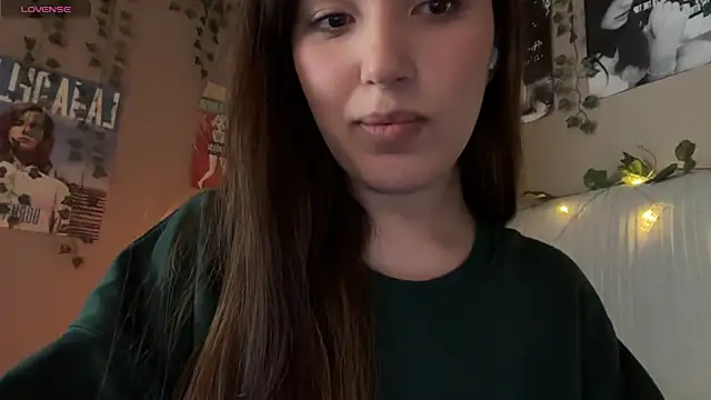 Snapshot of Anisawithlove chatting on February 14, 2026, 8:25 am Anisawithlove online show from February 14, 2026, 8:25 am