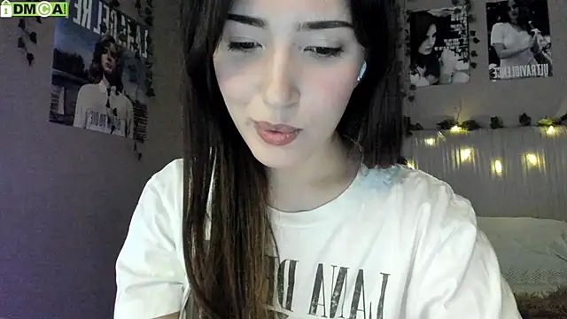 Snapshot of Anisawithlove chatting on November 11, 2025, 7:14 am Anisawithlove online show from November 11, 2025, 7:14 am