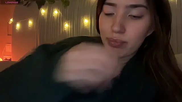 Snapshot of Anisawithlove chatting on January 14, 2026, 10:08 am Anisawithlove online show from January 14, 2026, 10:08 am