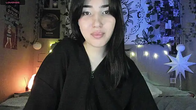 Snapshot of Anisawithlove chatting on February 19, 2025, 3:38 pm Anisawithlove online show from February 19, 2025, 3:38 pm