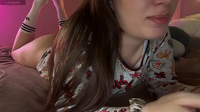 Snapshot of Anisawithlove chatting on January 12, 2026, 4:47 pm Anisawithlove online show from January 12, 2026, 4:47 pm