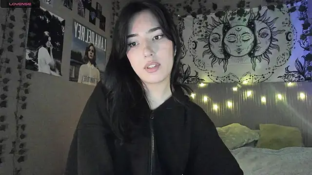 Snapshot of Anisawithlove chatting on February 16, 2025, 6:21 pm Anisawithlove online show from February 16, 2025, 6:21 pm