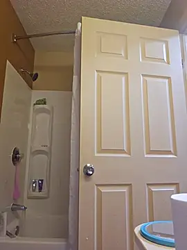 bella8769 online show from March 9, 2025, 3:54 am