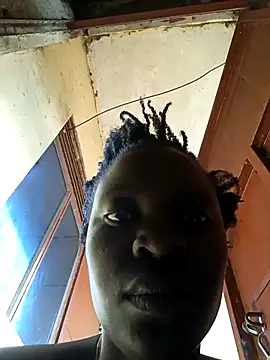 Snapshot of pretty_amaal chatting on October 9, 2025, 5:19 am pretty amaal online show from October 9, 2025, 5:19 am