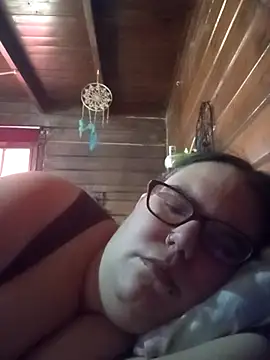 gatitabuena-90 online show from April 10, 2026, 11:17 am