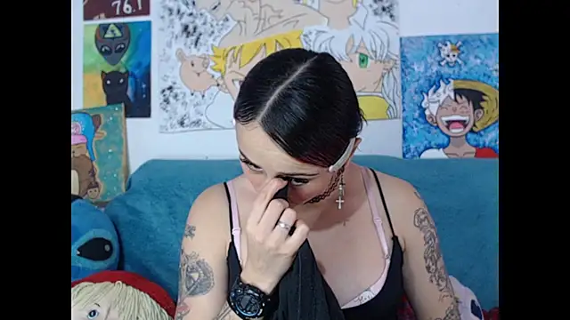 kitty22  online show from April 15, 2026, 1:04 pm