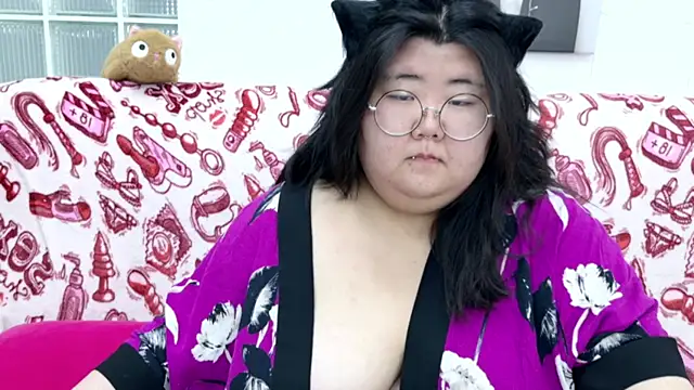 Nadine asian online show from March 21, 2026, 8:19 am